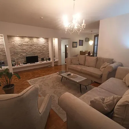 Asik Apartment *