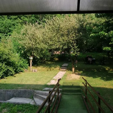 Asik Apartment